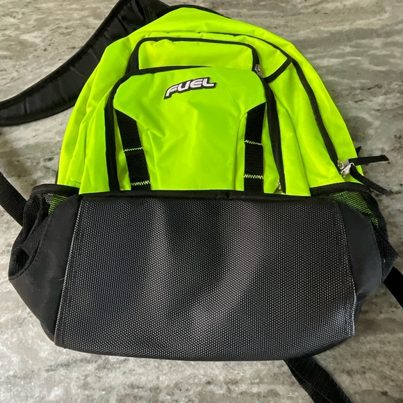 Fuel Escape hi-visibility backpack - Picture 5 of 8